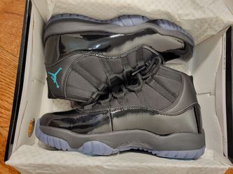 Air Jordan 11 Retro Sneakers