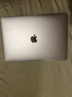 MacBook Pro (13-inch, 2019, Two Thunderbolt 3 ports)