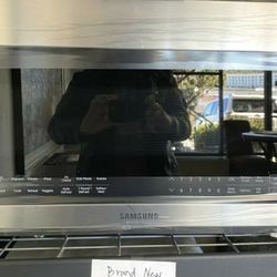 Microwaves Samsung LG Whirlpool up to 50% Off MSRP.