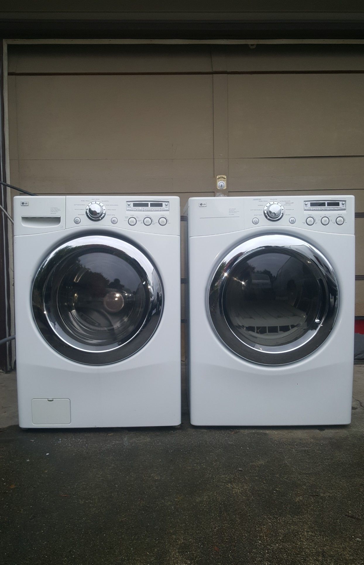 LG Washer/Dryer GAS