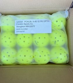 12pk Franklin Official Pickleballs 