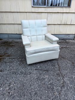 Mcm club chair/rocker