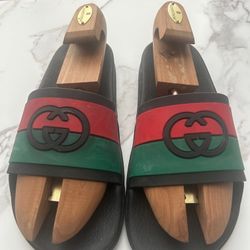 Gucci Interlocking G Slides, US12