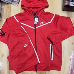 Nike Sweatsuits
