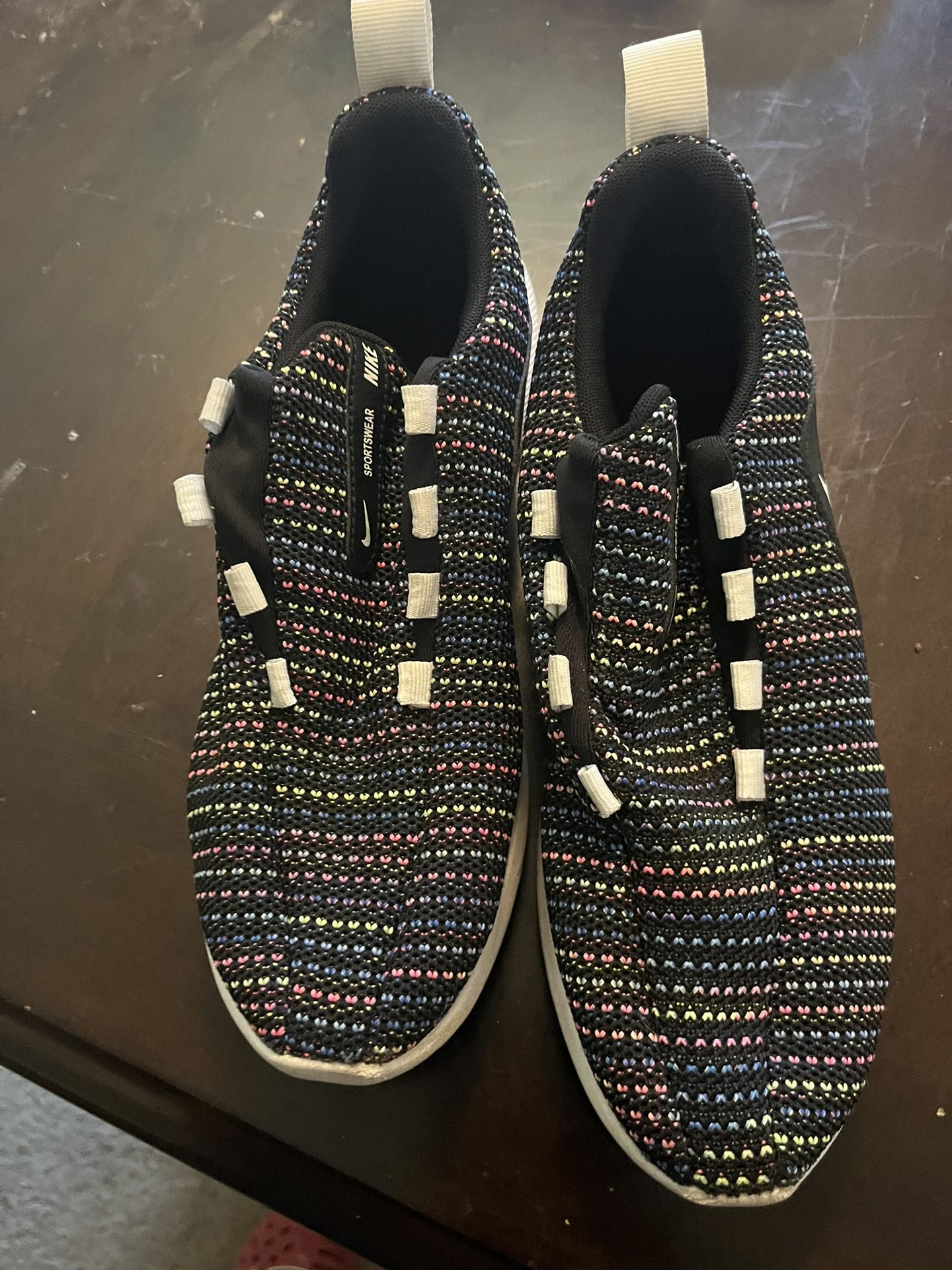 Nikes Size 6.5
