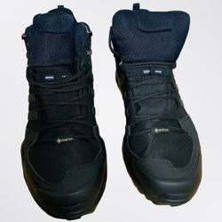 Adidas terrex Size 12