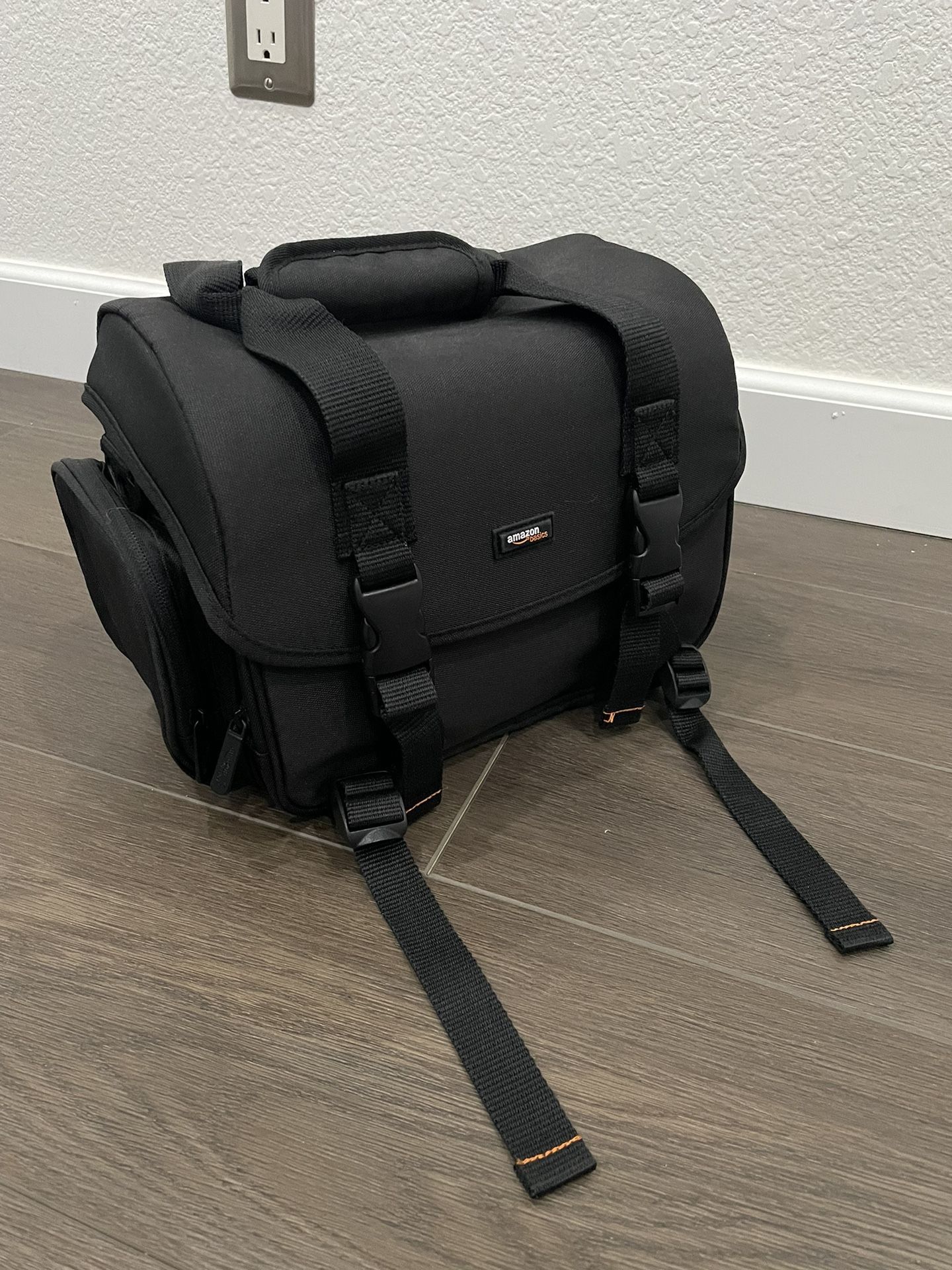 Amazon Basics Large DSLR Gadget Bag, Black with Orange Interior, Solid