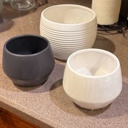 Set of 3 Ceramic Plant Pots – White & Gray