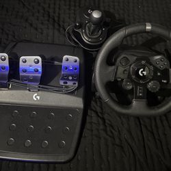 LOGITECH G923 WITH SHIFTER! PS4/PS5/PC