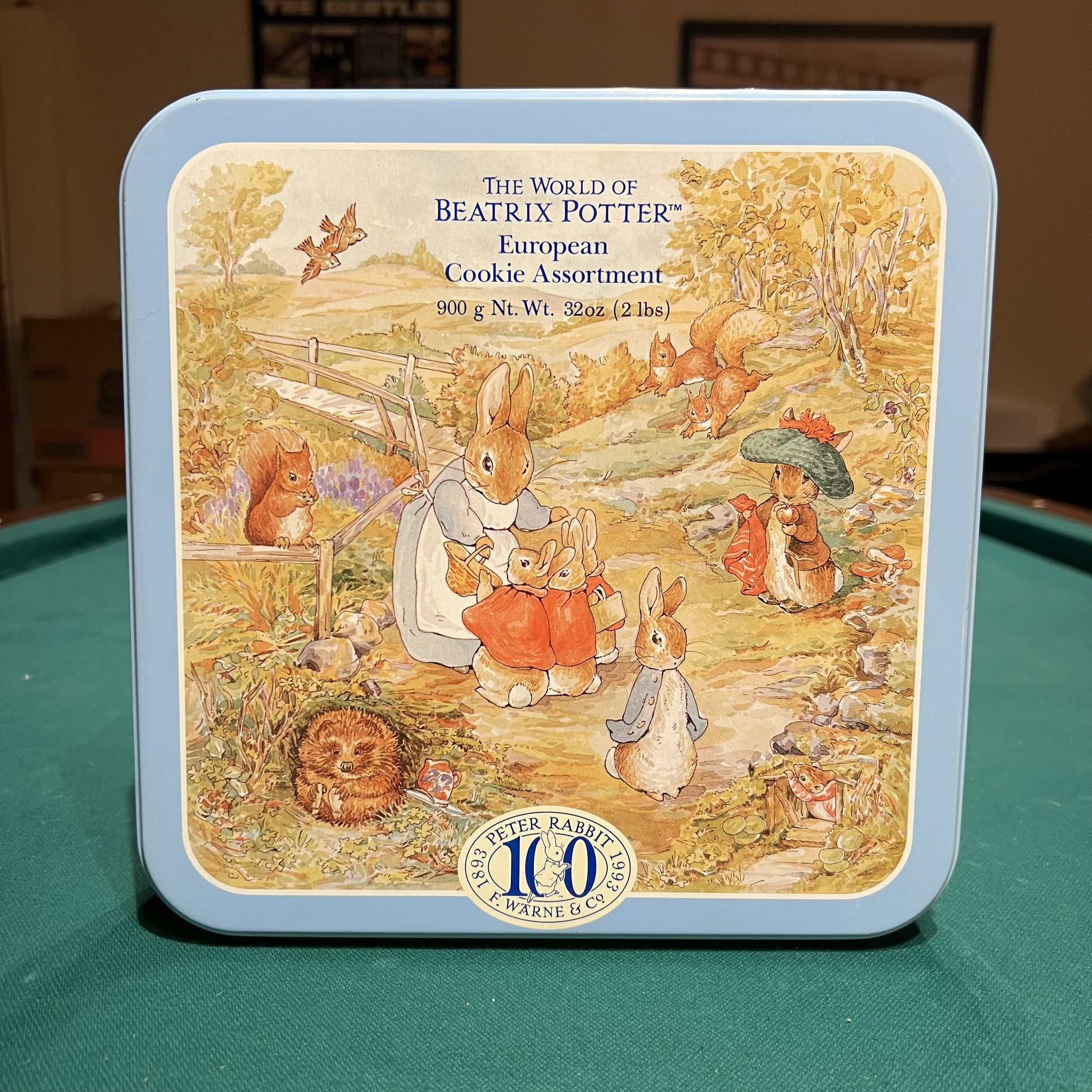 Peter Rabbit 100 Year Commemorative Cookie Tin
