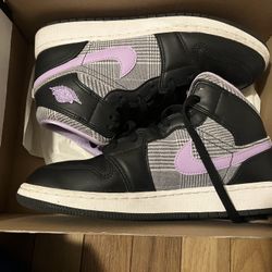 Jordan 1 Lilac Black And Grey