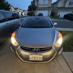 2013 Hyundai Elantra Limited FWD With