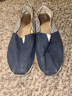 TOMS Canvas Classics Women’s Size 10