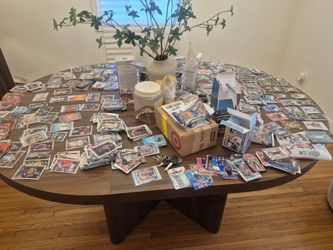 My loss is your gain . Hundreds of nice cards parallels,refractor,numberd  and top rookies!$$
