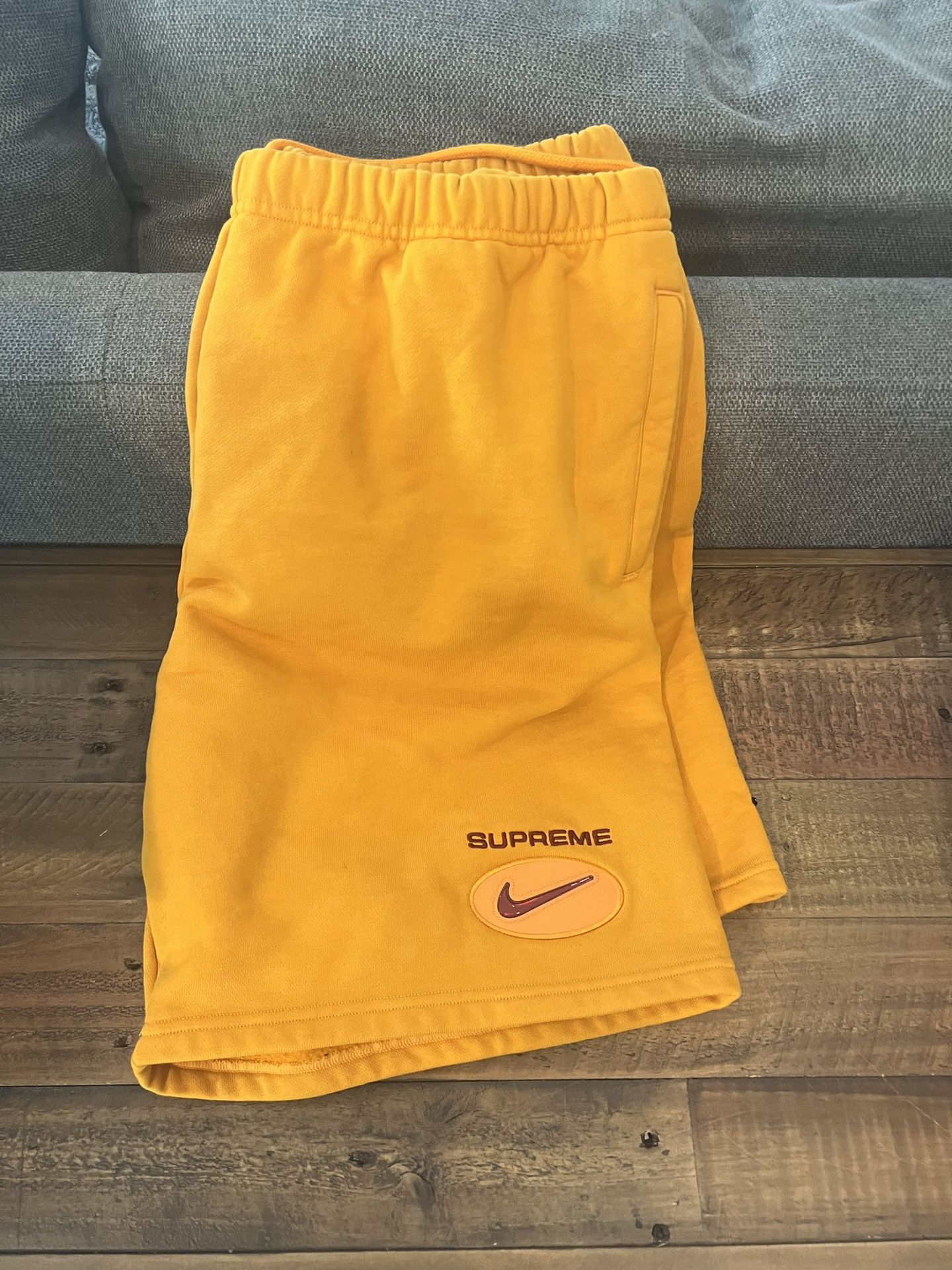 Supreme x Nike Jewel Sweat Shorts Size L for Sale in Irvine, CA
