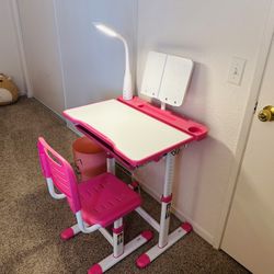 Cute Pink girl’s desk