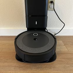 Self Cleaning Roomba