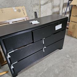 Warehouse Clearance Sale! New *Freight DAMAGED* Black Dresser