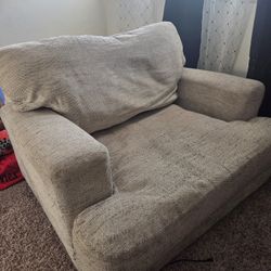 2 Person Loveseat/Mini Couch