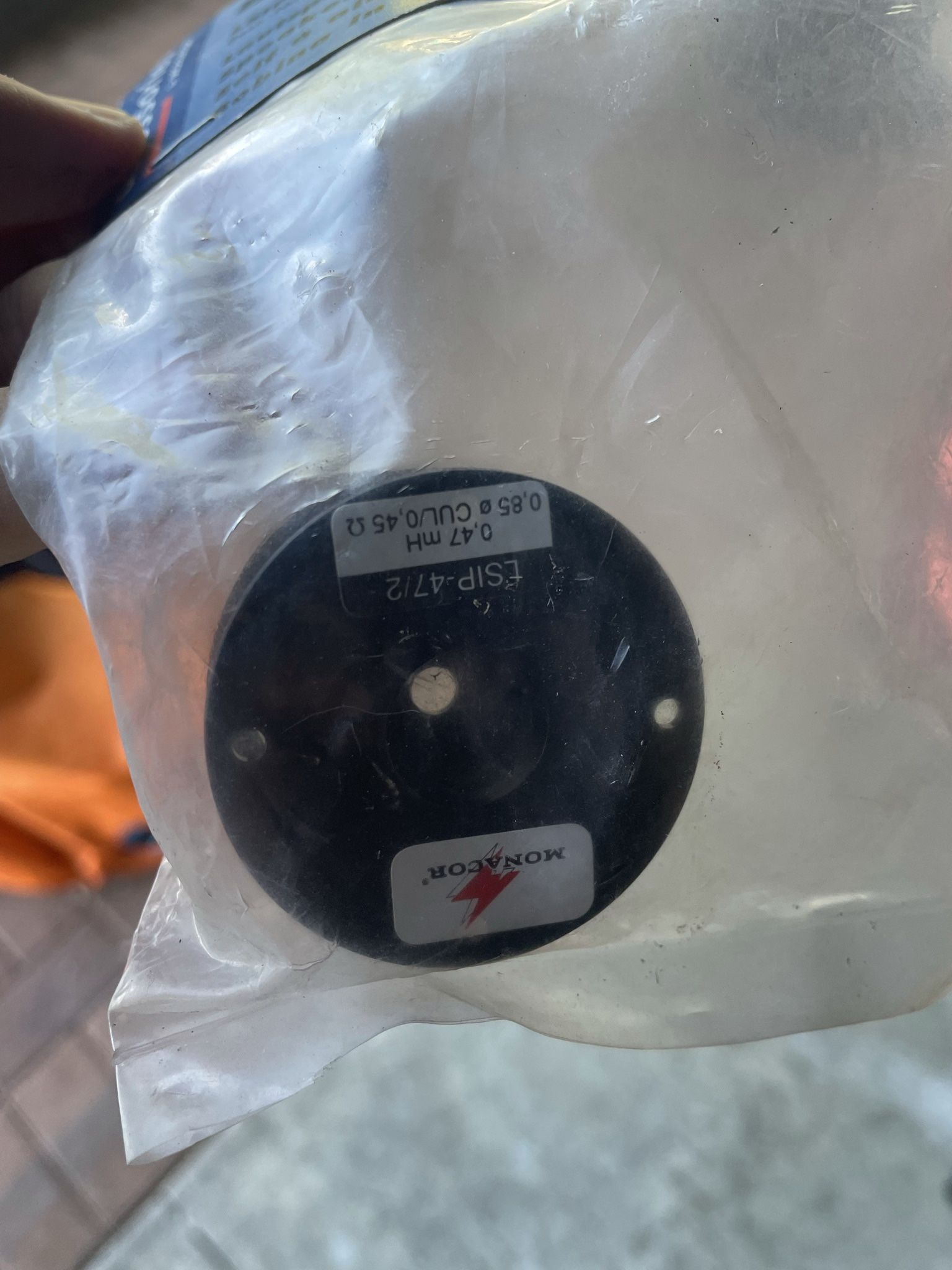 Audio speaker air coil by monacor