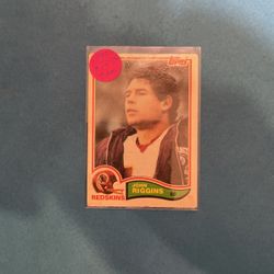 WOW ! Only $1 1982 TOPPS JOHN RIGGINS WASHINGTON REDSKINS #520 Football Card Firm Only $1 