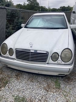 1996 Mercedes-Benz E-Class