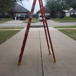 8 Feet Ladder