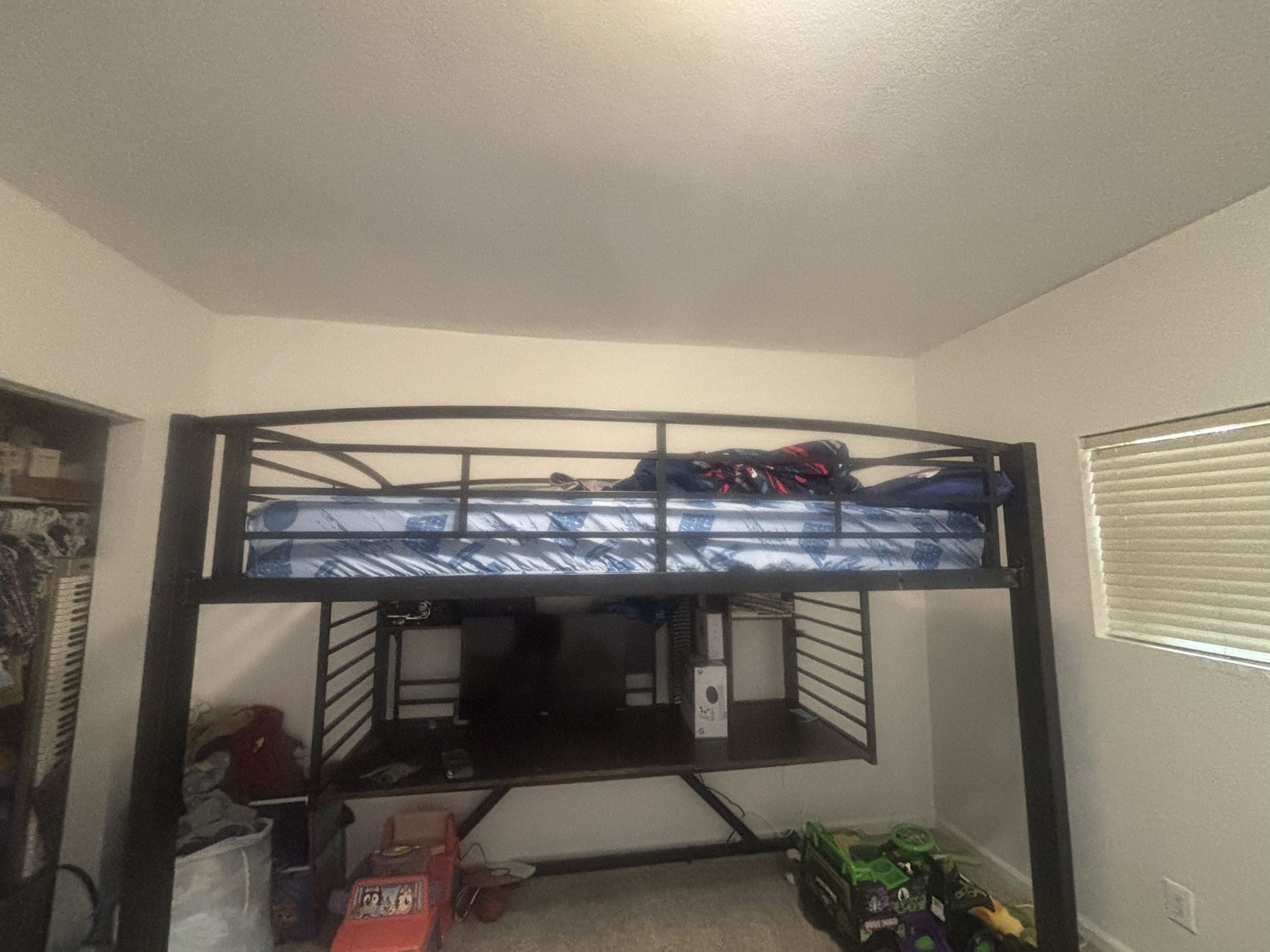 Full Bed With Desk On Bottom Comes With The Mattress