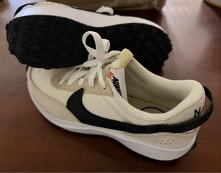 Women’s Nike shoes- size 8