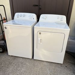 Whirlpool Washer And Dryer Set