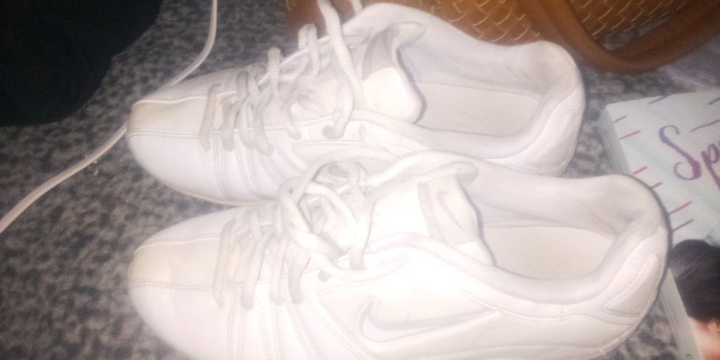 Niki Shoes