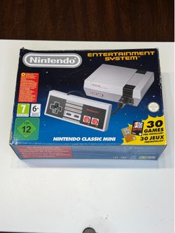 Nintendo Gaming Console / Entertainment System