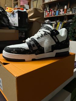 Lv trainer sneakers