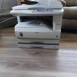 Sharp Multifunctioning Copier