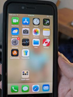 iPhone se 128 GB phone