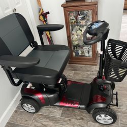 Drive Medical Phoenix HD 4-wheel scooter