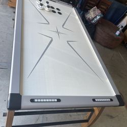 Air hockey Table / Great Condition