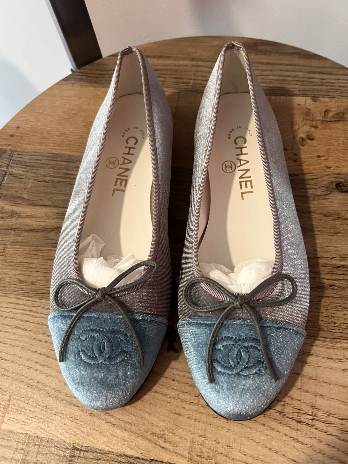 Shoes gray Chanel Size 37C