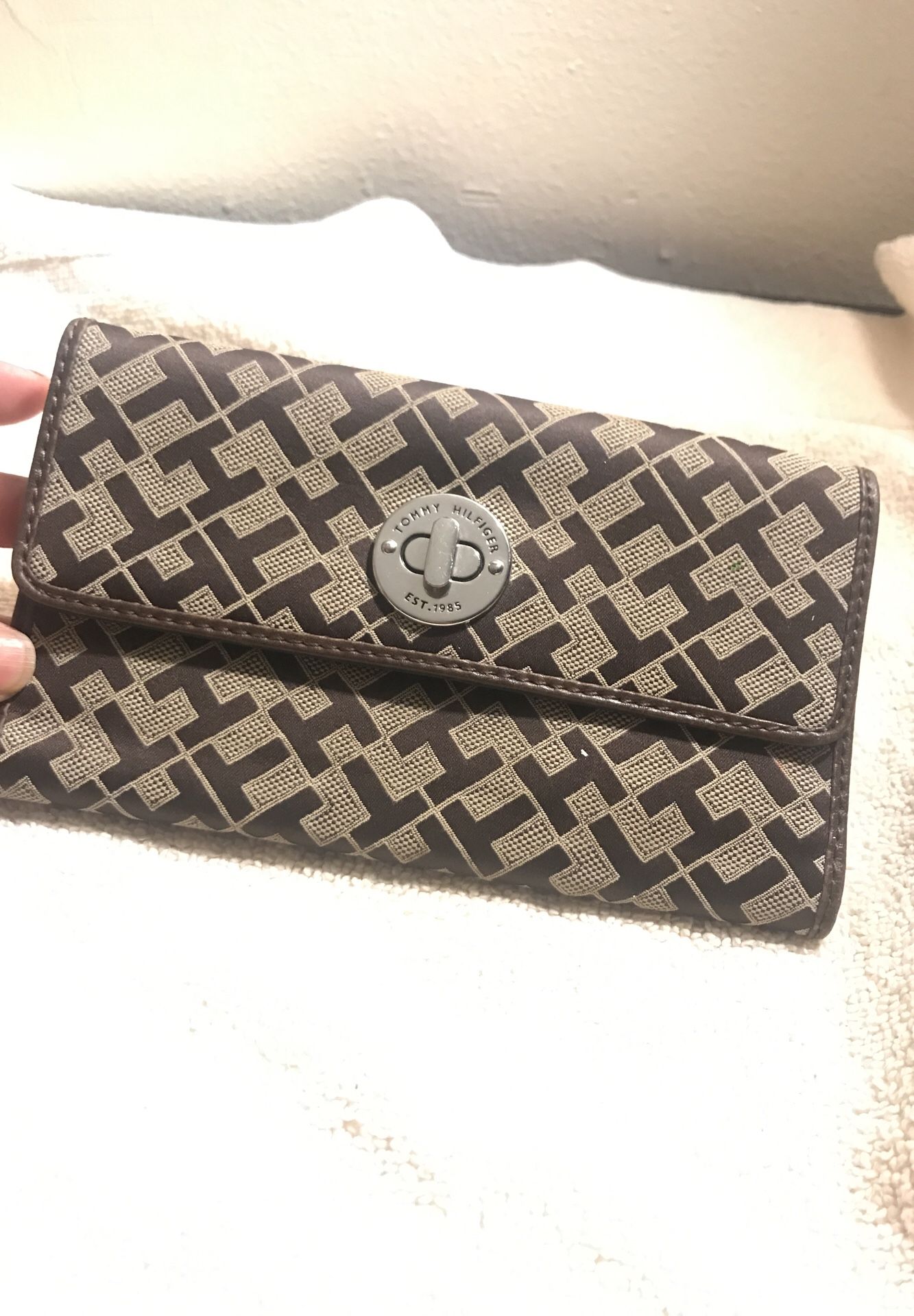 TOMMY HILFIGER WALLET