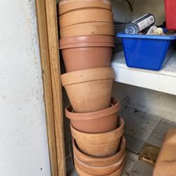 Ceramic pots