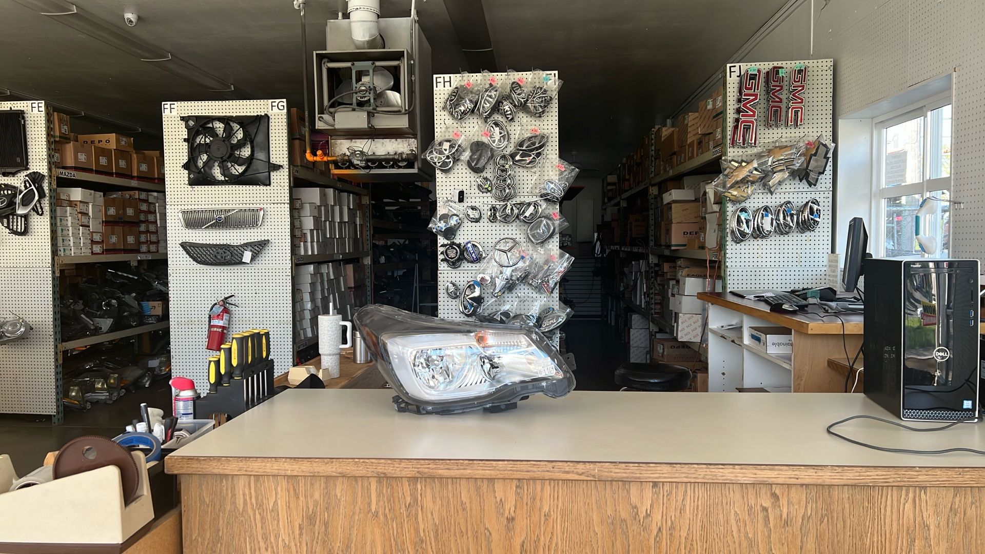 2017 To 2018 Subaru Forester Headlight Passenger Side Assembly #1164 FI201