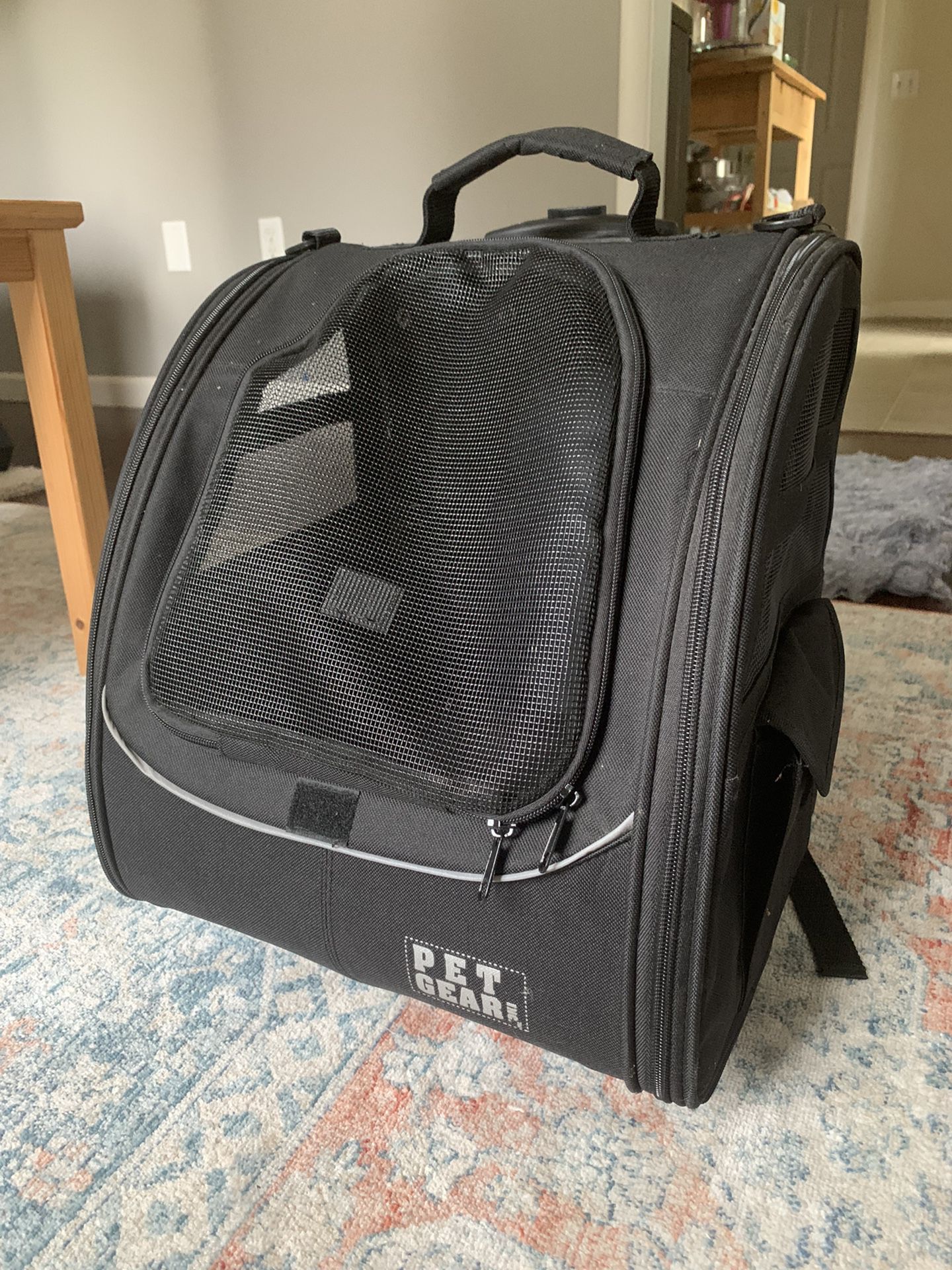 Pet Gear I-GO2 Roller Backpack Pet Carrier