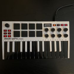Akai Mpk Mini Midi Keyboard
