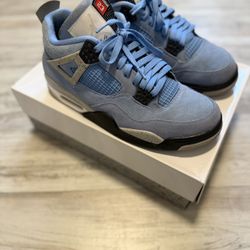 Jordan 4 Unc