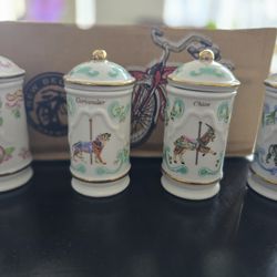 Spice Carousel Lennox jars 1993