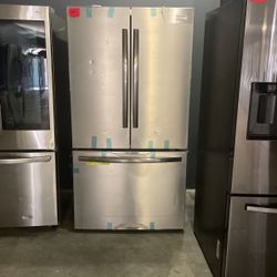 New Frigidaire Gallery Counter Depth Bottom Freezer Refrigerator‼️‼️