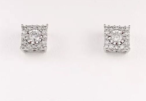 New 14k White Gold Diamond Earrings