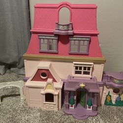Fisher Price Vintage Dollhouse 