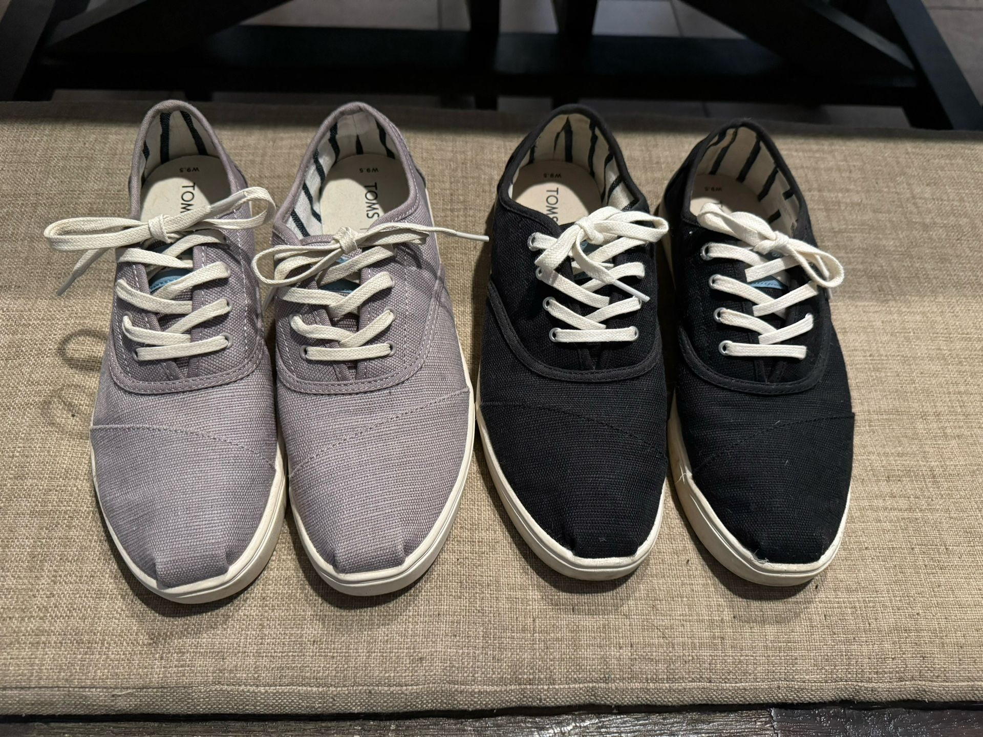 2 Pairs of Women’s Toms Shoes Size 9.5 Grey & Black