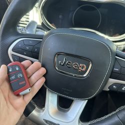 Keys and Remotes/ Llaves y Controles